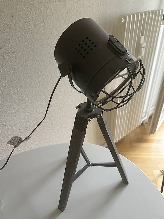 Lampade: Vintage studio spotlight – Usato da Basel venduto da val_h2tc 2