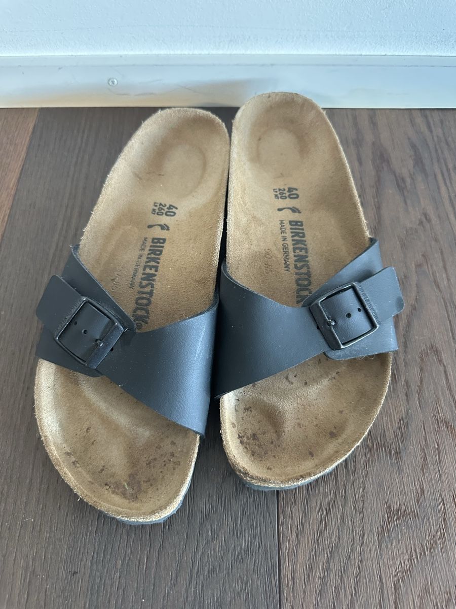 Birkenstock Scarpe da donna: Birkenstock Gr. 40 schwarz matt – Usato da Diepoldsau venduto da Soleil0425 1