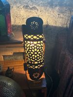 Wandlampe aus Metall mit Stanzierungen aus Marokko