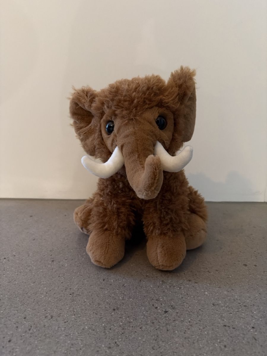 Giocattoli: Cute Mammoth Plush Toy – Nuovo (secondo la descrizione) da Thalwil venduto da Michael8003