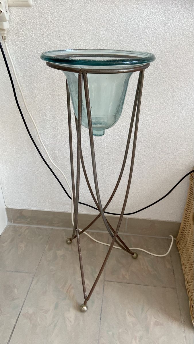 Vasi & Recipienti: Vase mit Metallgestell  – Usato da Münchwilen TG venduto da Smolfer