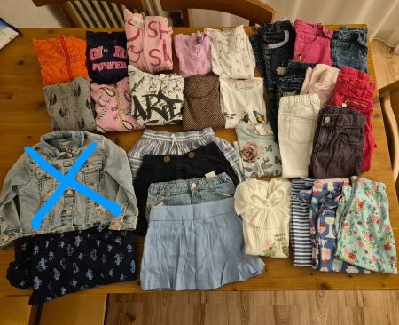Grosses Kleiderpaket Mädchen Grösse 98