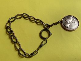 Taschenuhrkette mit Goldfassung