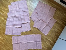 Lot 13 x Tischservietten-Set mit gestickten Initialen "AG"