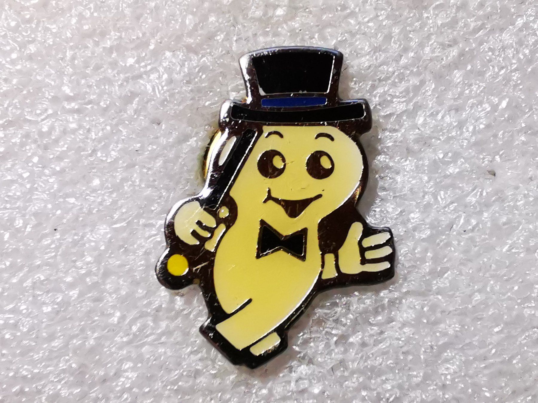 Placchette & Badge: Ansteckpin 66: Maga Bio – Usato da Oppligen venduto da Pin-Fall-Shop