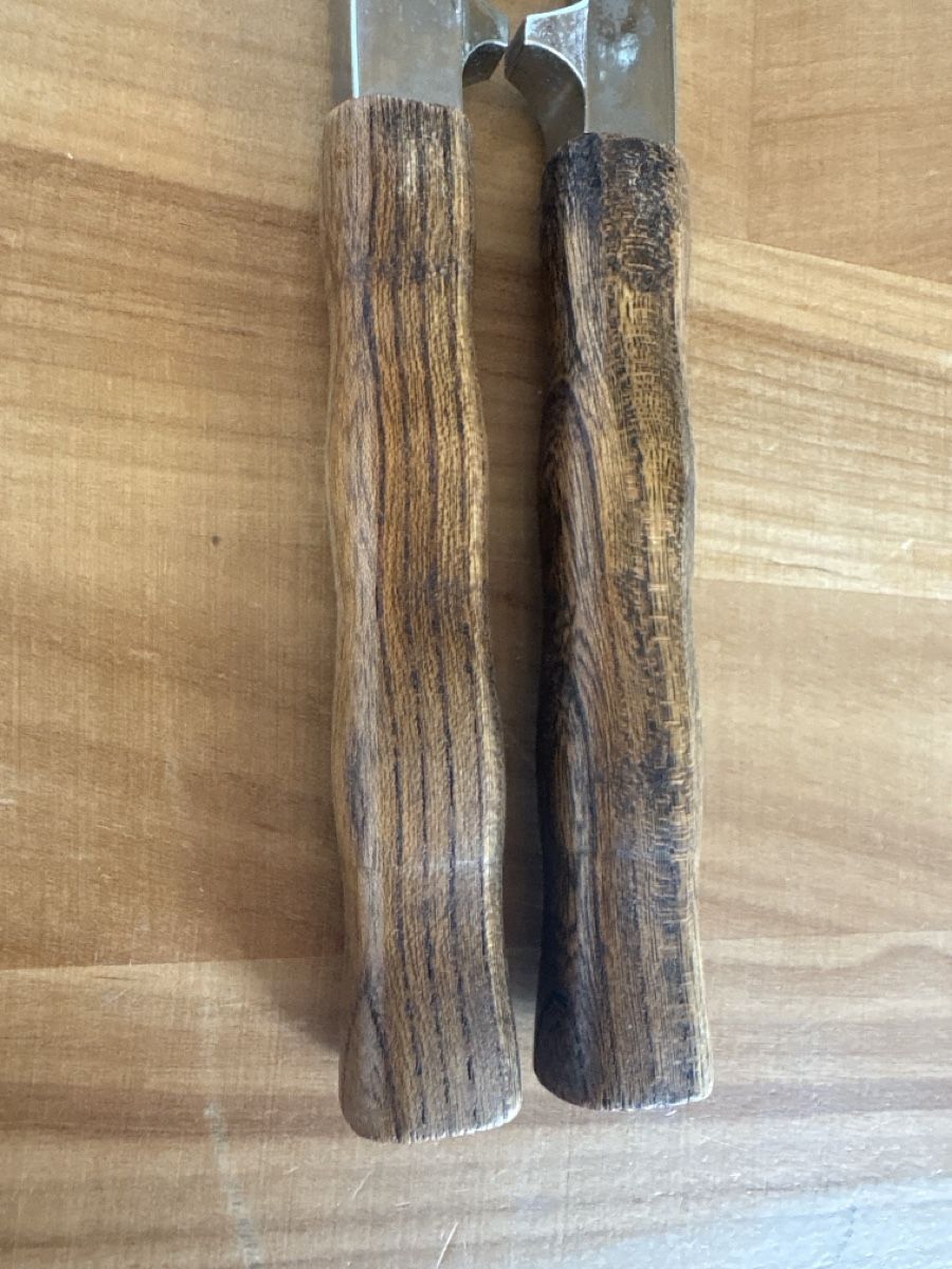 Küchengeräte: Nussknacker mit Holz Griff – Gebraucht aus Rümlang von euqinom16 1