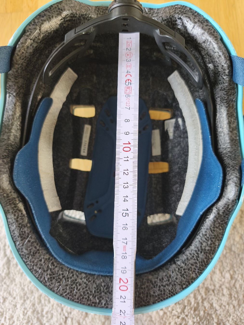 Decathlon Helme: Fahrradhelm – Gebraucht aus Uster von tan_n997 2