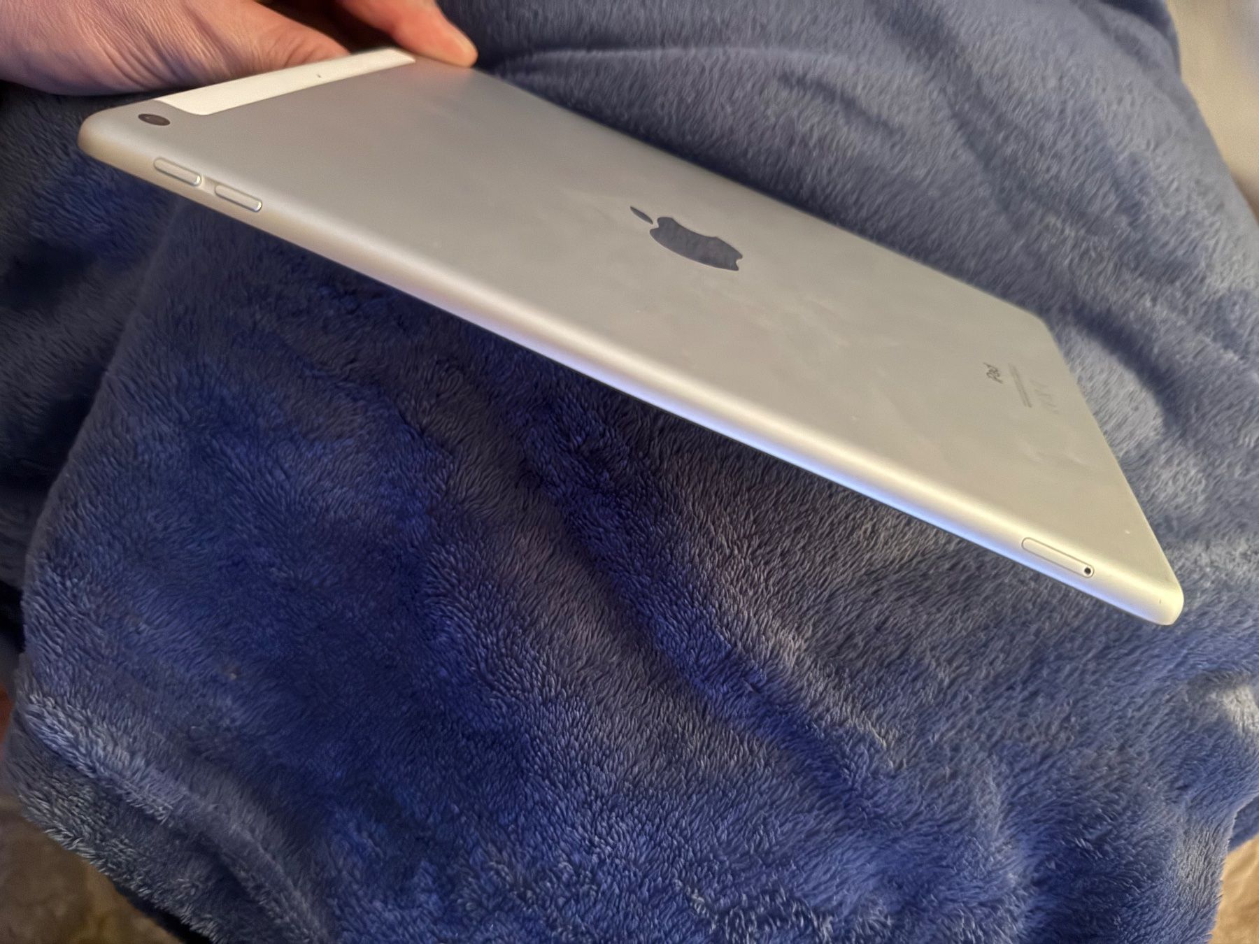 Tablet PC: iPad Celular – Gebraucht aus Brugg AG von Vale_1 2