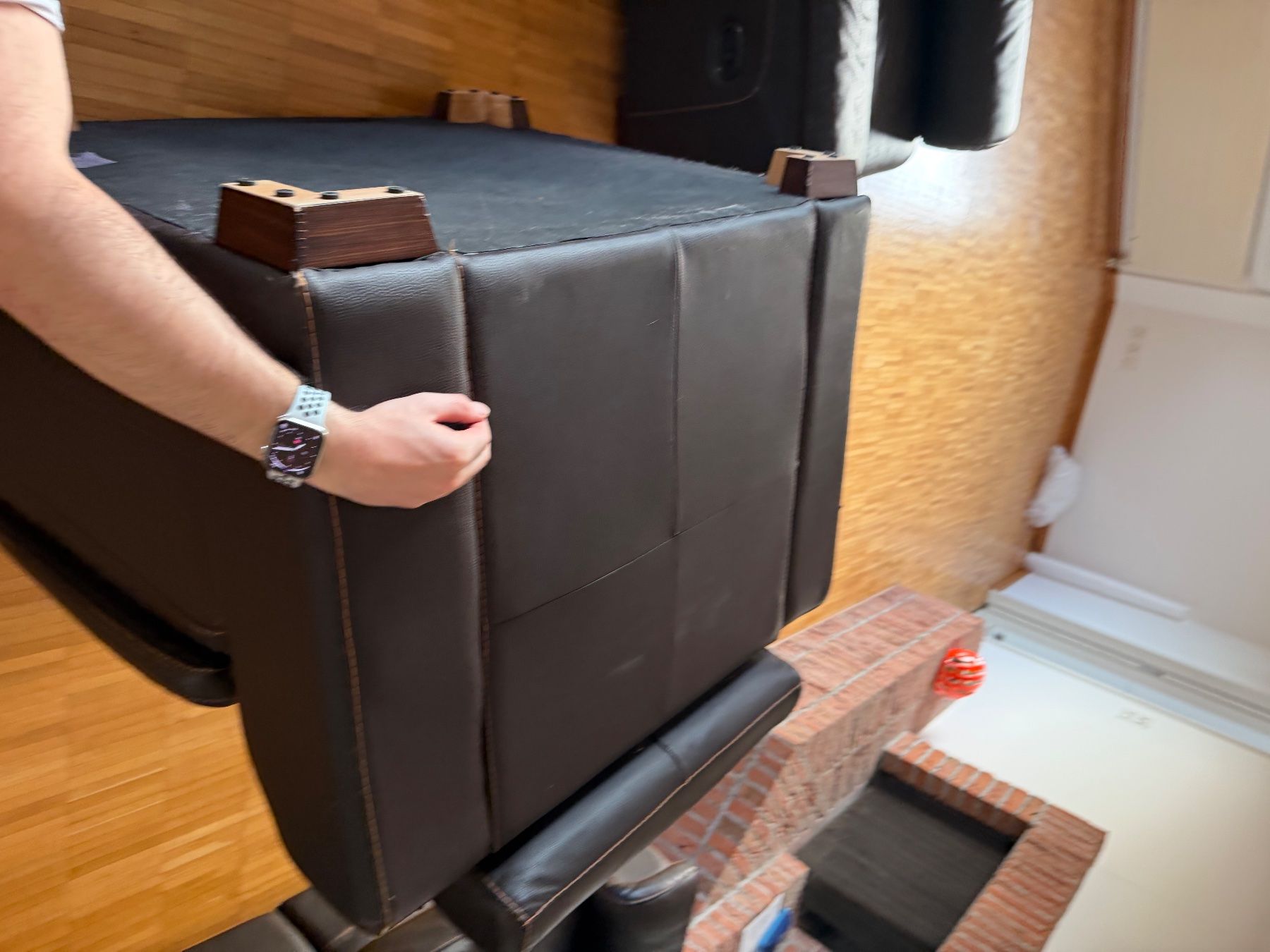 Sessel: Sessel / Ledersessel Braun (2) GRATIS – Gebraucht aus Dübendorf von ame_m57w 8