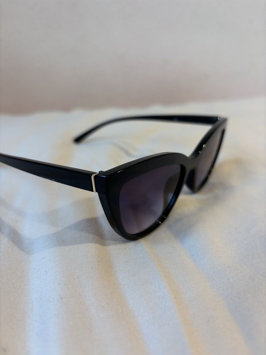 Occhiali & Lenti: Lunettes de soleil lots de 2 – Nuovo (secondo la descrizione) da Chêne-Bougeries venduto da sor_9rzp 2