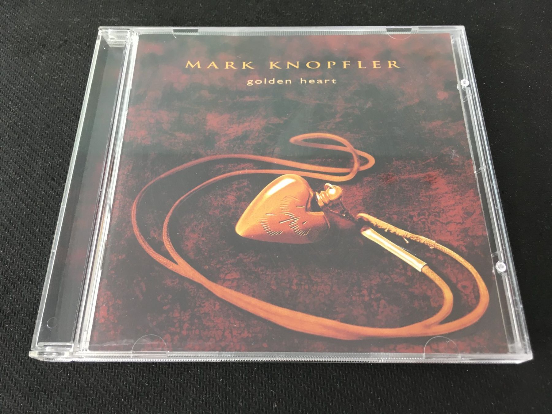 CD: Mark Knopfler - Golden Heart -CD- – Usato da St.Gallen venduto da MedienJoe