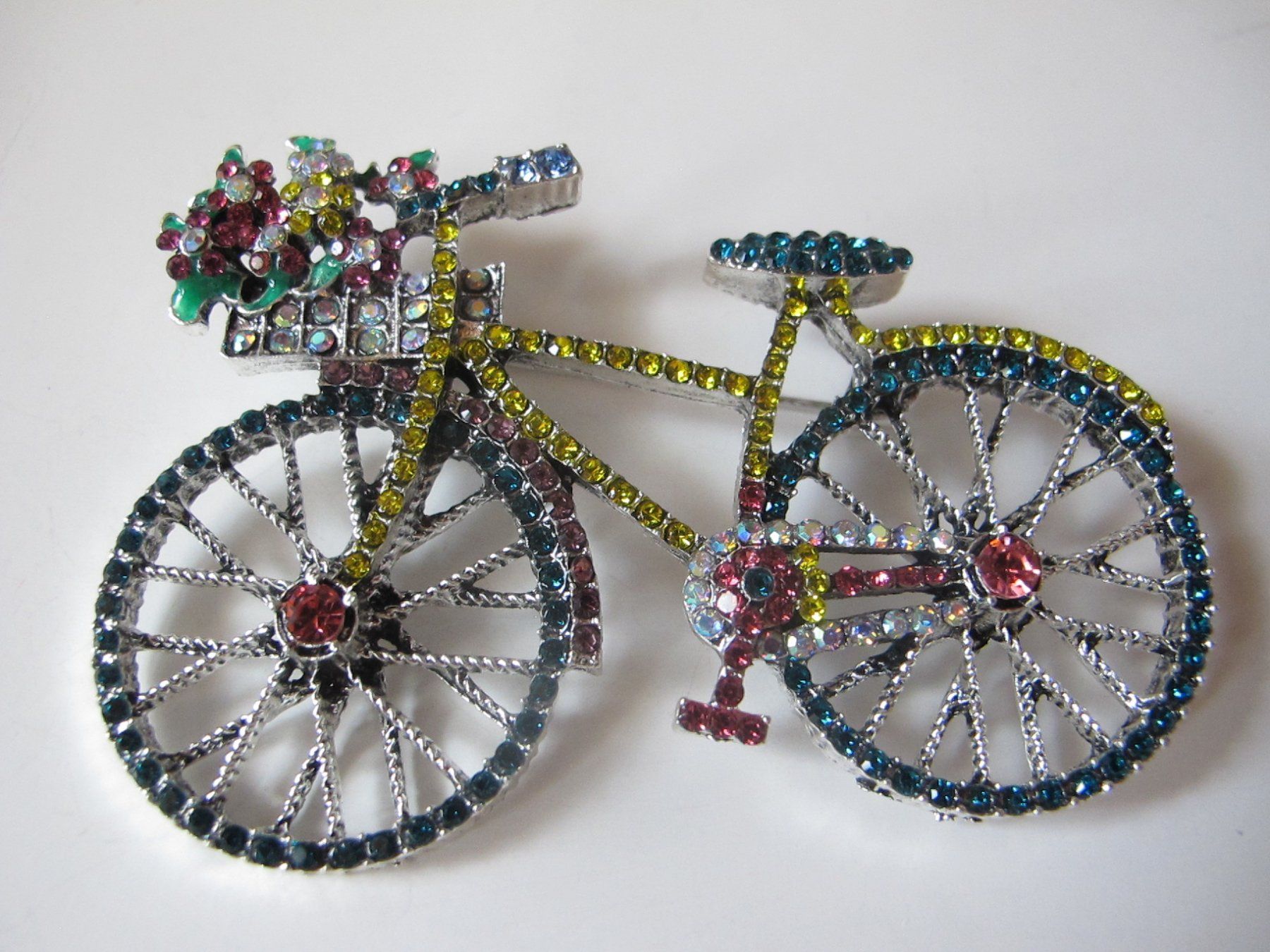 Spille & Fermagli: Bunte Brosche Fahrrad Strass – Nuovo (secondo la descrizione) da Löhningen venduto da Chimae67 6