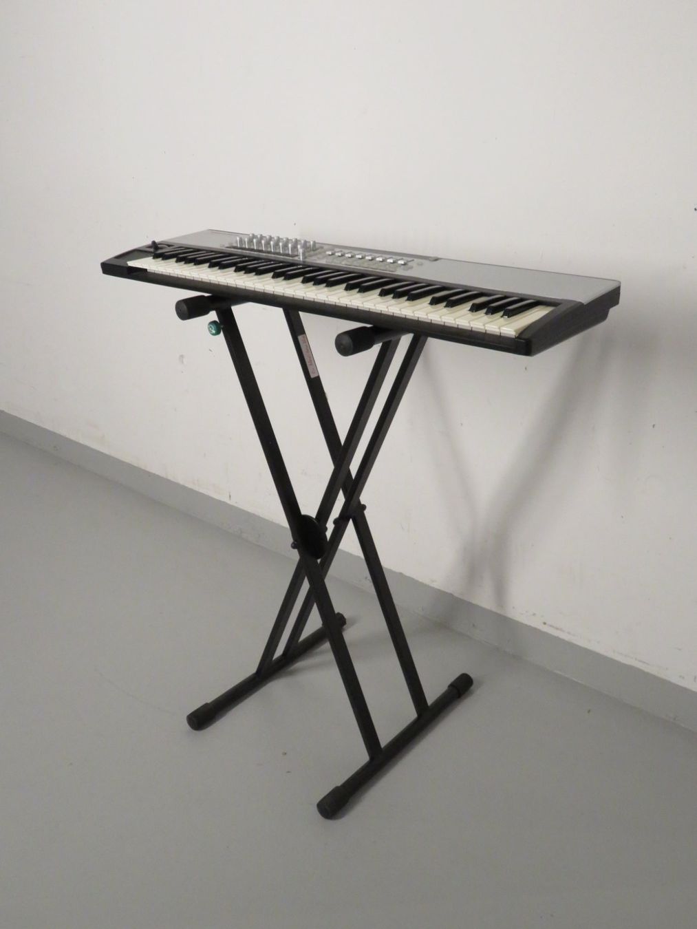 Novation Console di mixaggio: Novation 61SL MkII Midikeyboard – Usato da Reinach BL venduto da WBZ-Flohmarkt
