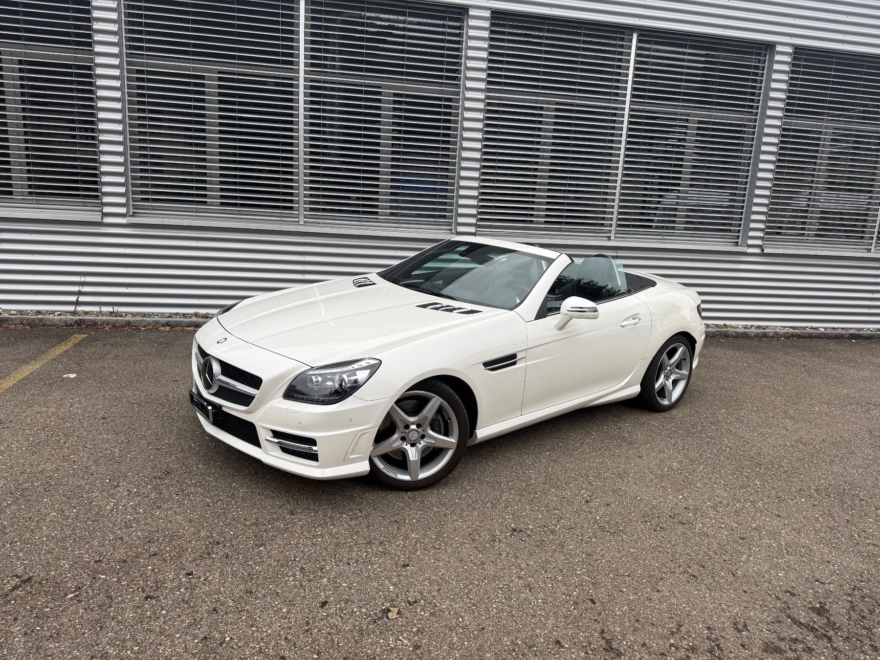 Mercedes-Benz Automobili: Mercedes SLK 350 Cabrio – Usato da Uerikon venduto da Beat03 3