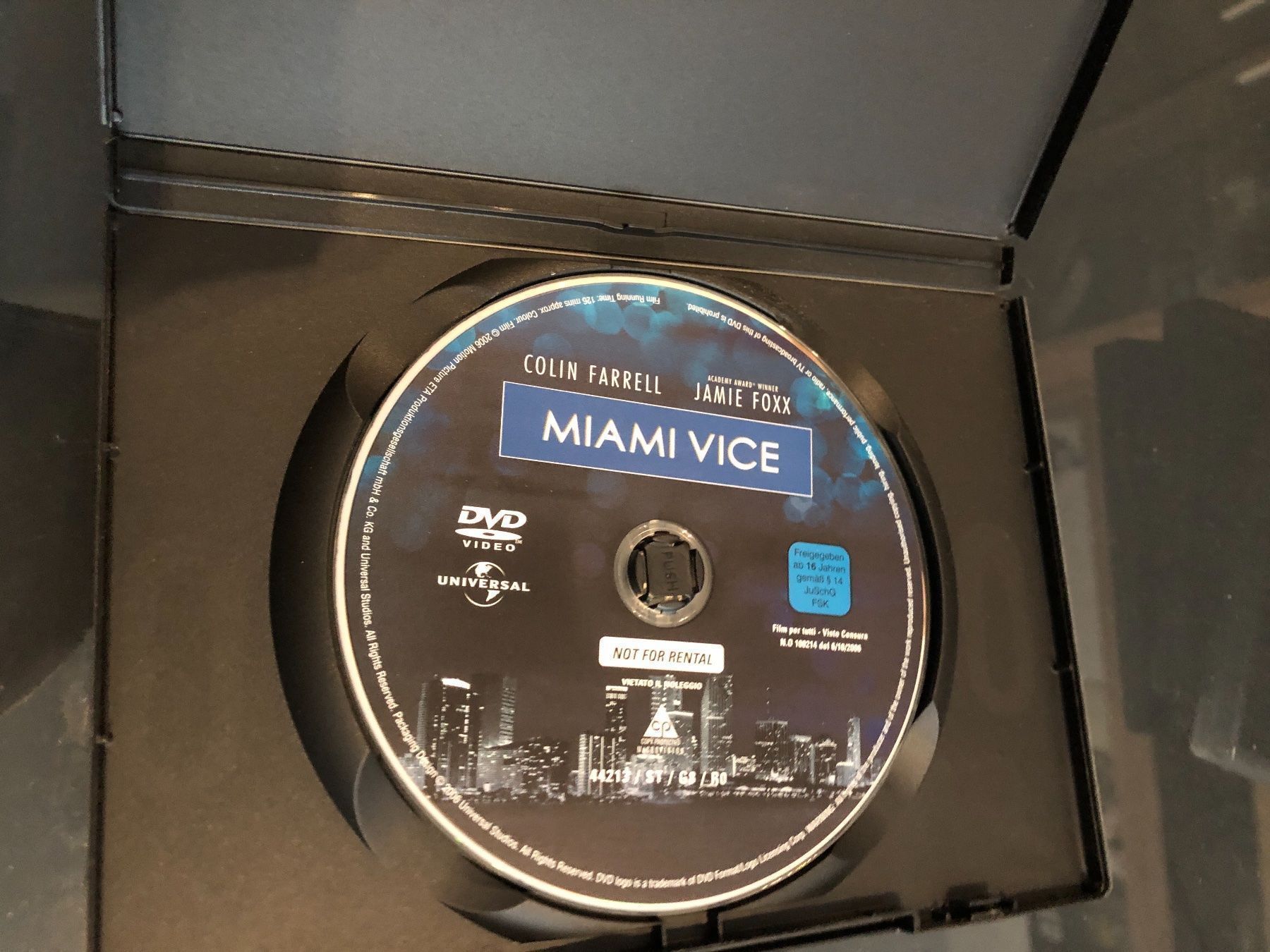 Tous les DVDs: Miami Vice – D'occasion à Seengen par Predator86 2