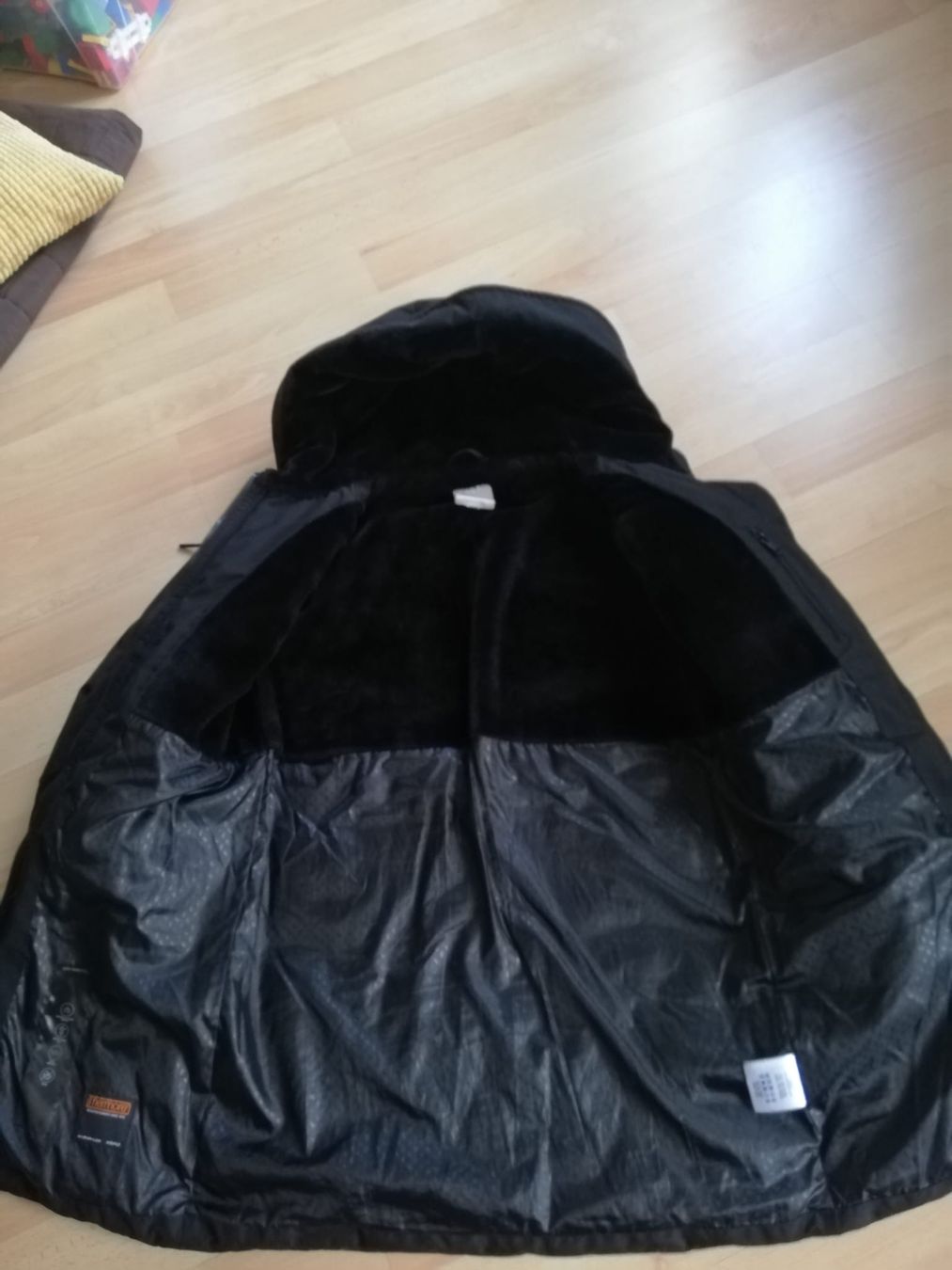 Jacken: elvine winterjacke gr.M – Gebraucht aus Selzach von Livia81 3