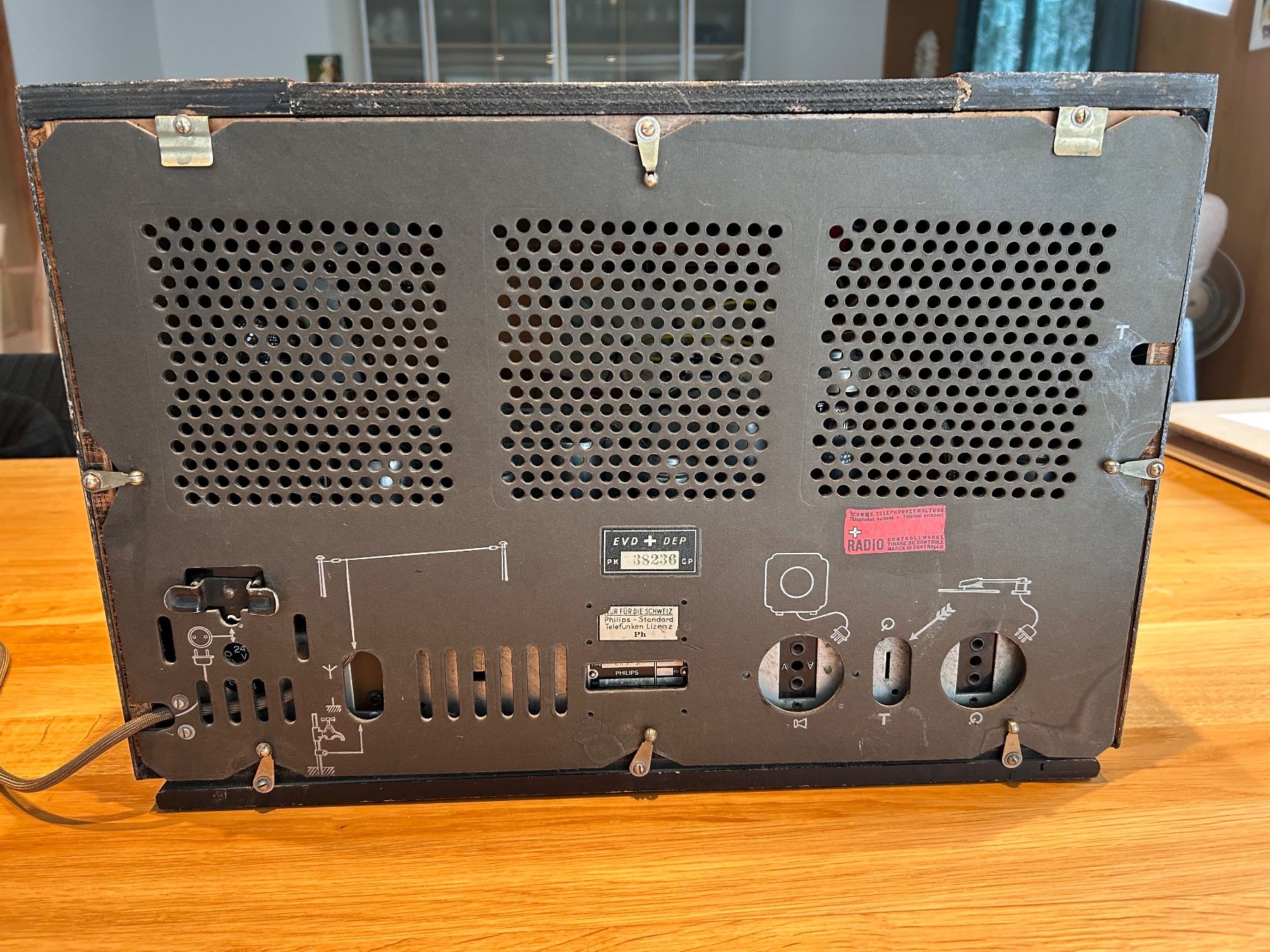 Philips Radio: Radio Philips 667 A – Difettoso da Biglen venduto da pethab 4