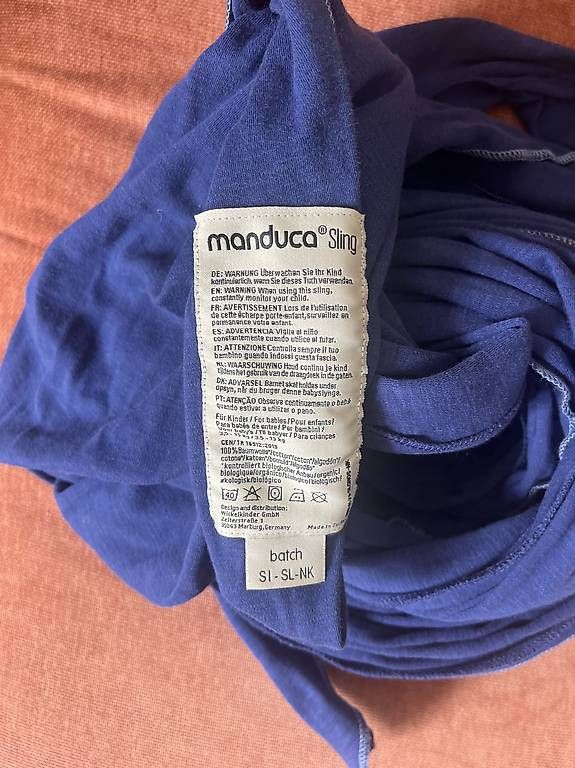 Manduca Marsupi portabebè: Manduca Sling Tuch blau – Usato da Bern venduto da flu_hb9h 1