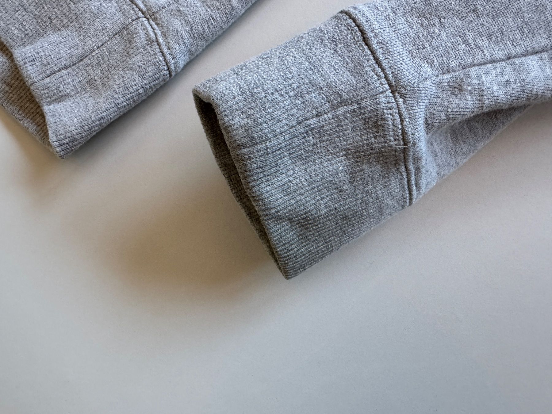 Champion Pullover & Sweatshirts: Champion Sweatshirt hoodie pullover Sz M – Gebraucht aus Neuchâtel von _Easy_to_Find_ 8