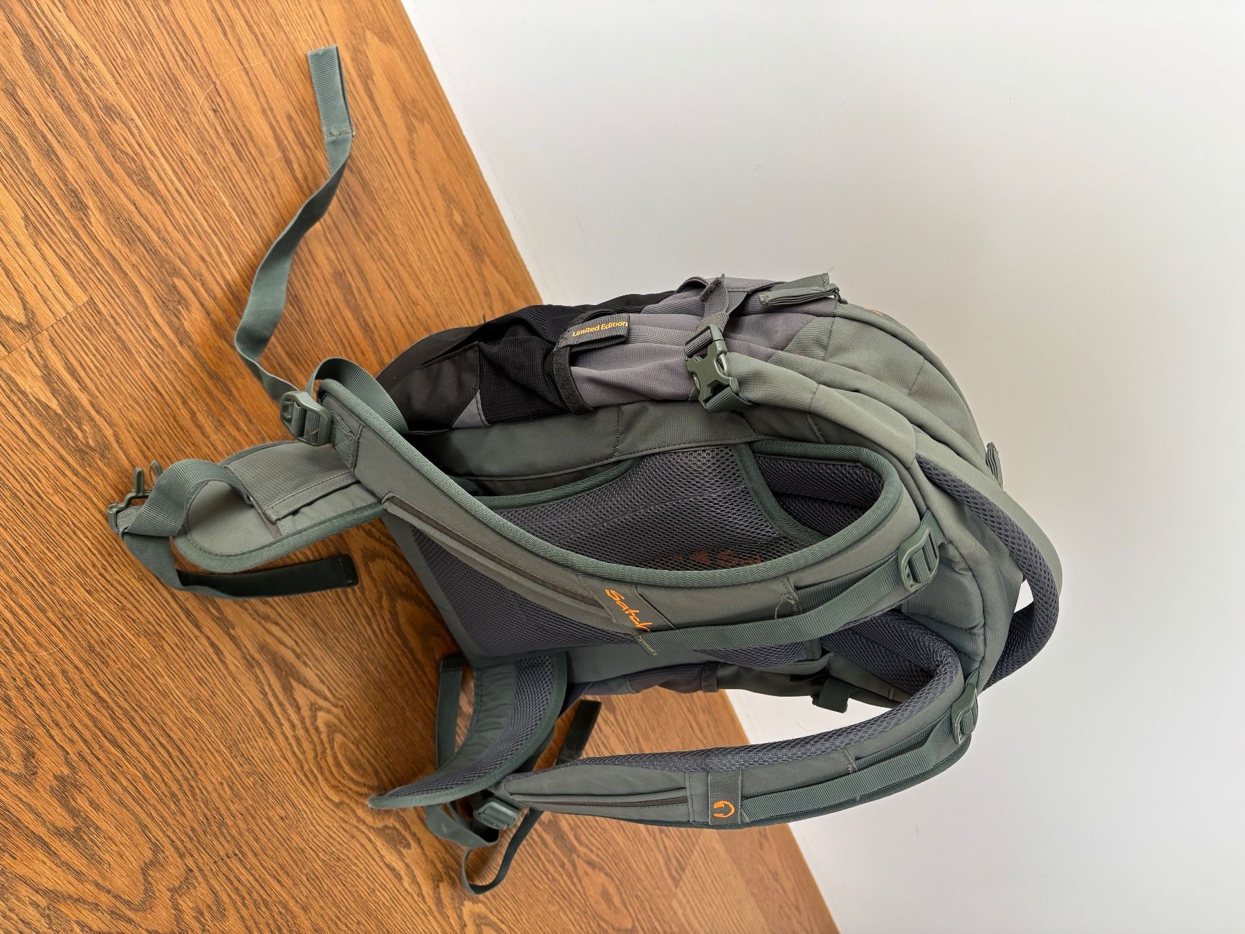 Satch Borse & Zaini: Satch Schulrucksack – Usato da Allschwil venduto da MichaelU01 1