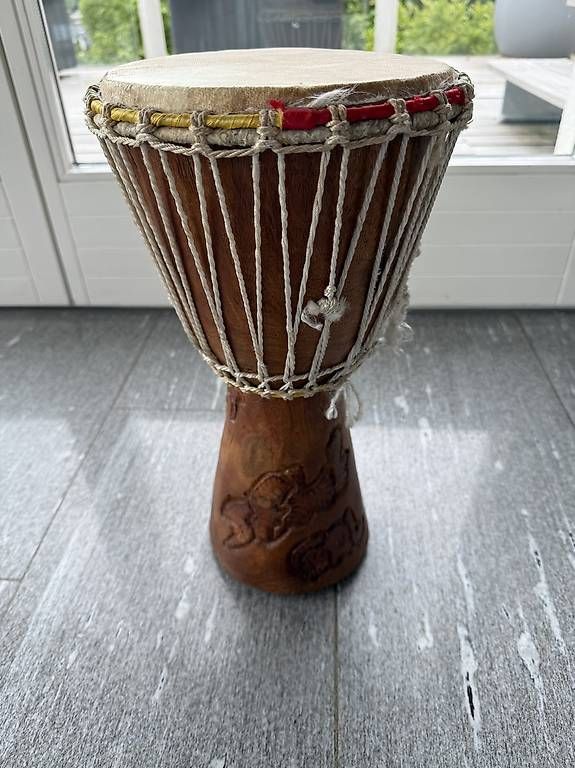 Strumenti musicali: Djembe – Usato da Wädenswil venduto da danita07 2
