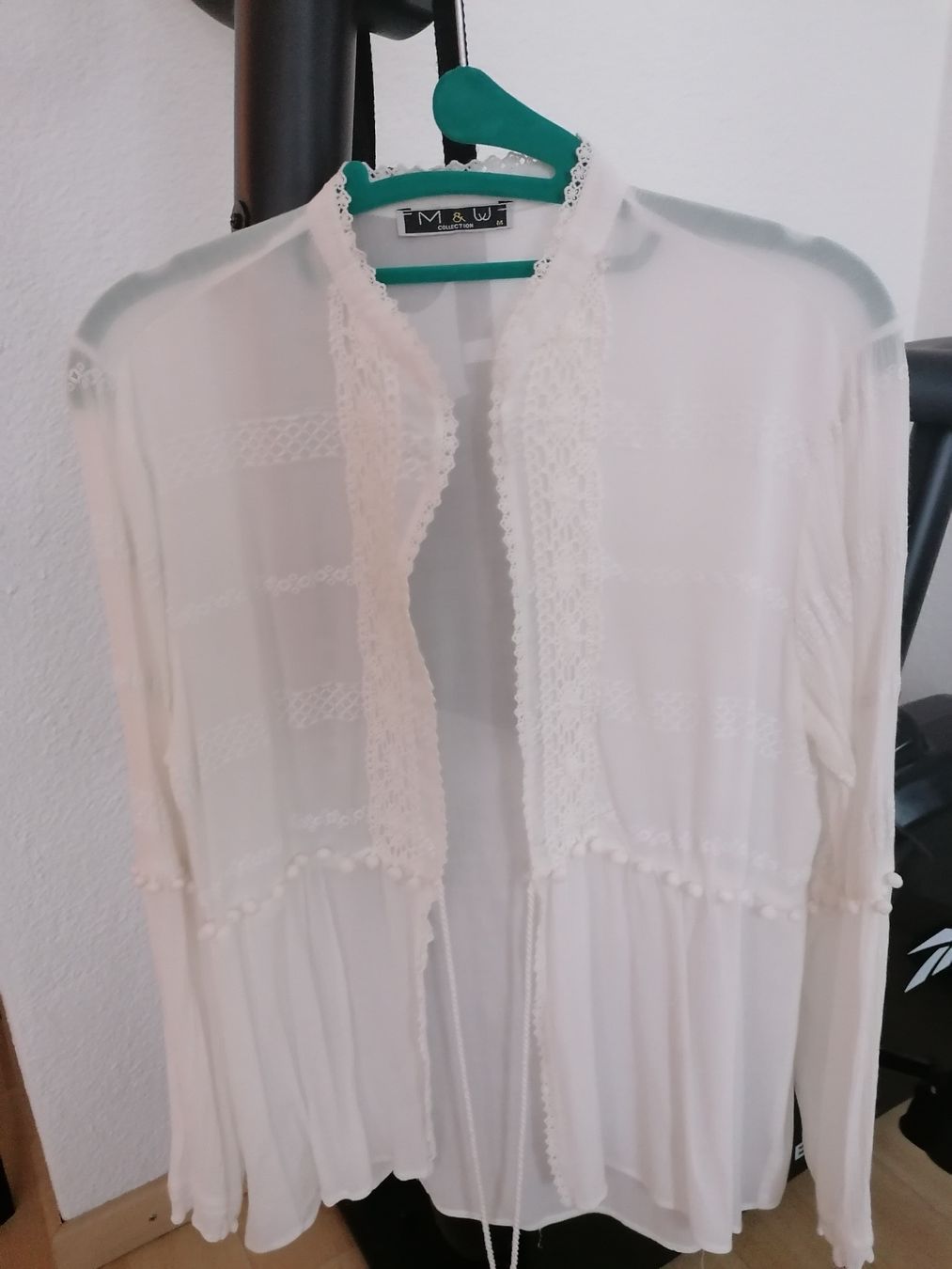 Camicette: Bluse/Cardigan, Grösse M, weiss, mit Spitze – Usato da Fehraltorf venduto da Fernweh01