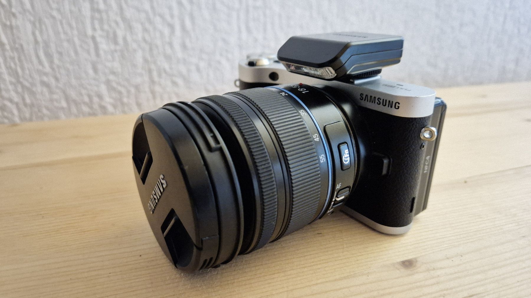 Samsung Fotocamera: Systemkamera Samsung NX 300M – Usato da Appenzell Meister. venduto da Morize98 2