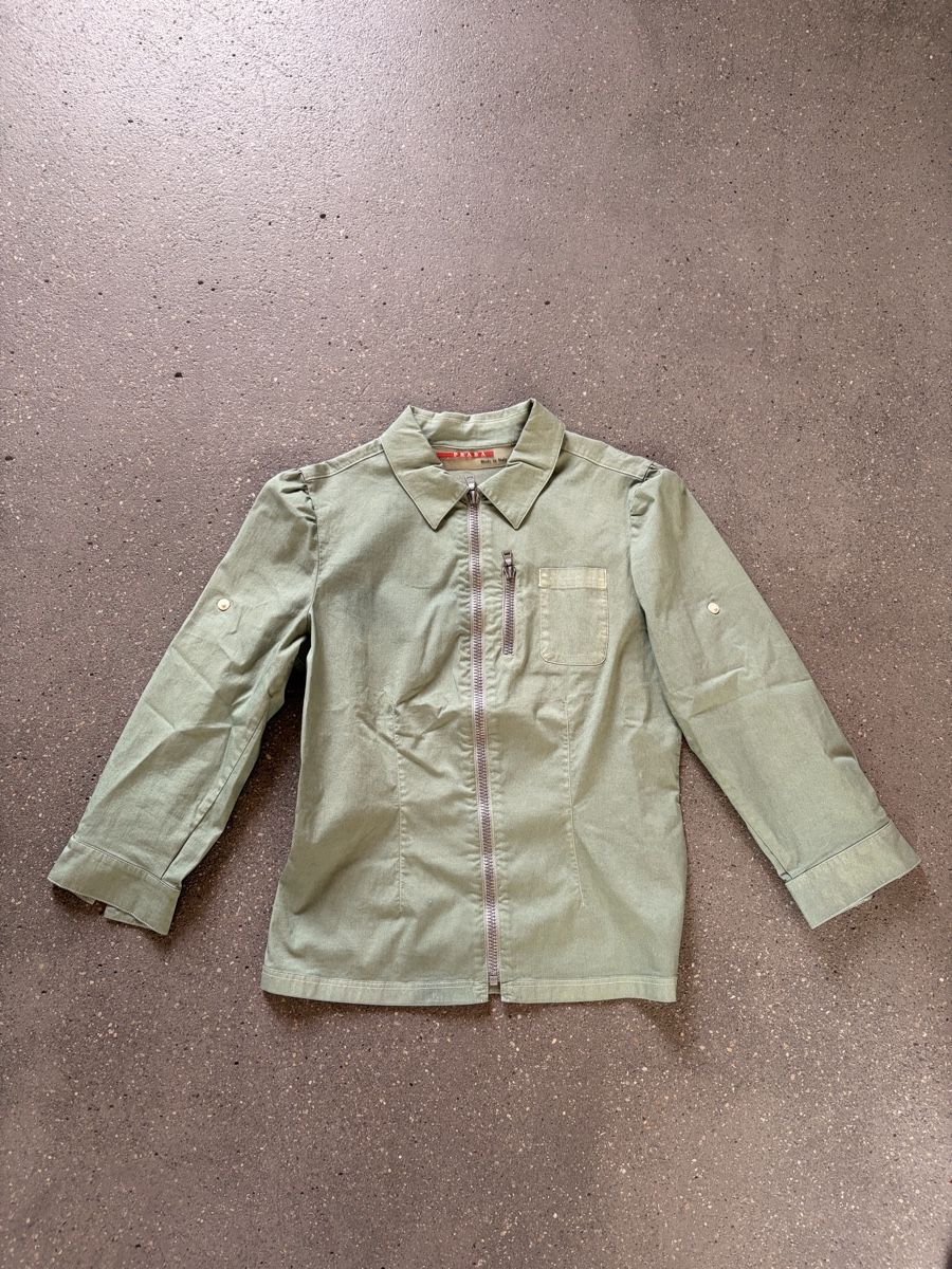 Prada Camicette: Prada Sport Blouse – Usato da Zürich venduto da iva_d2rv