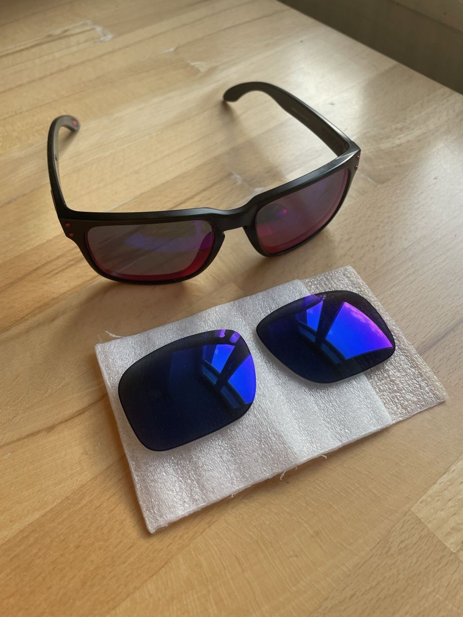 Oakley Occhiali & Lenti: Oakley Holbrook Sonnenbrille – Usato da Zürich venduto da toe_7gmv 2