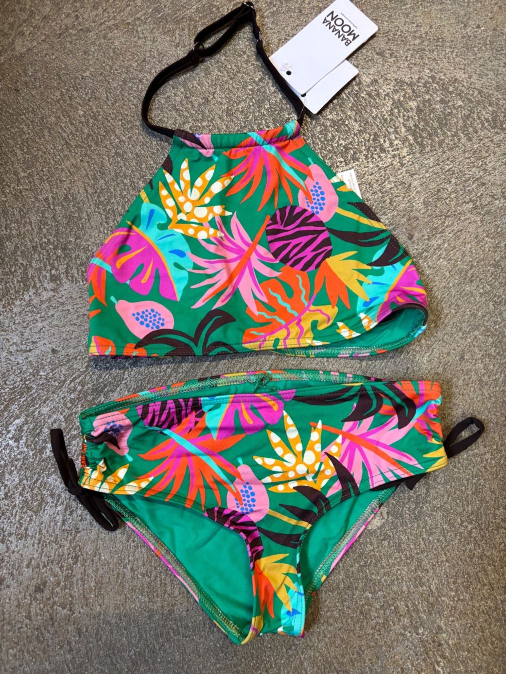 Costumi da bagno: Maillot de bain Enfants Taille 8 ans – Nuovo e nell'imballaggio originale da Orbe venduto da D-stockFactory-Orbe