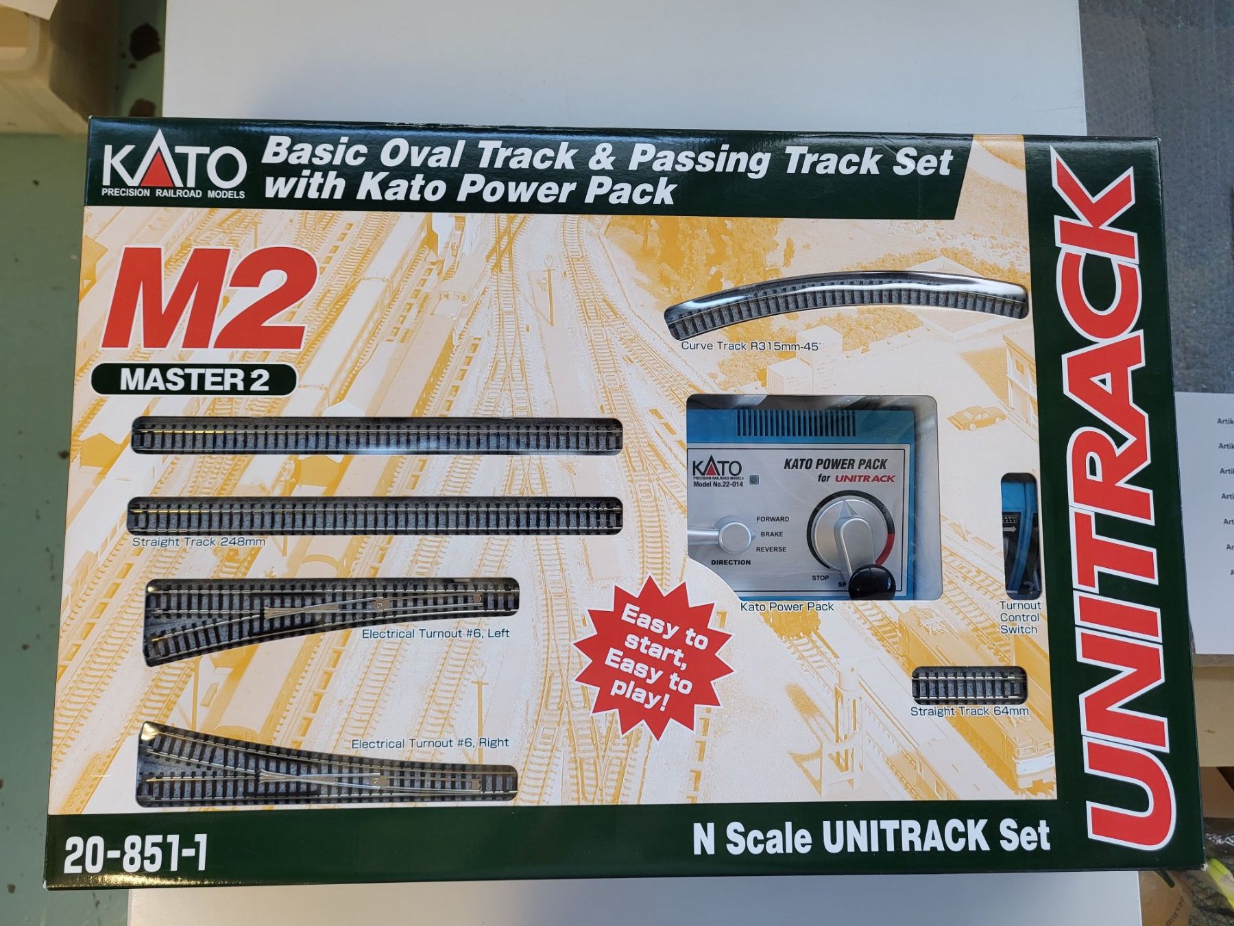 Kato Modellini di ferrovie: Kato Master 2 Set und Kato N Unitrack V3 Set – Nuovo (secondo la descrizione) da Brügg BE venduto da POU-BELLE 1