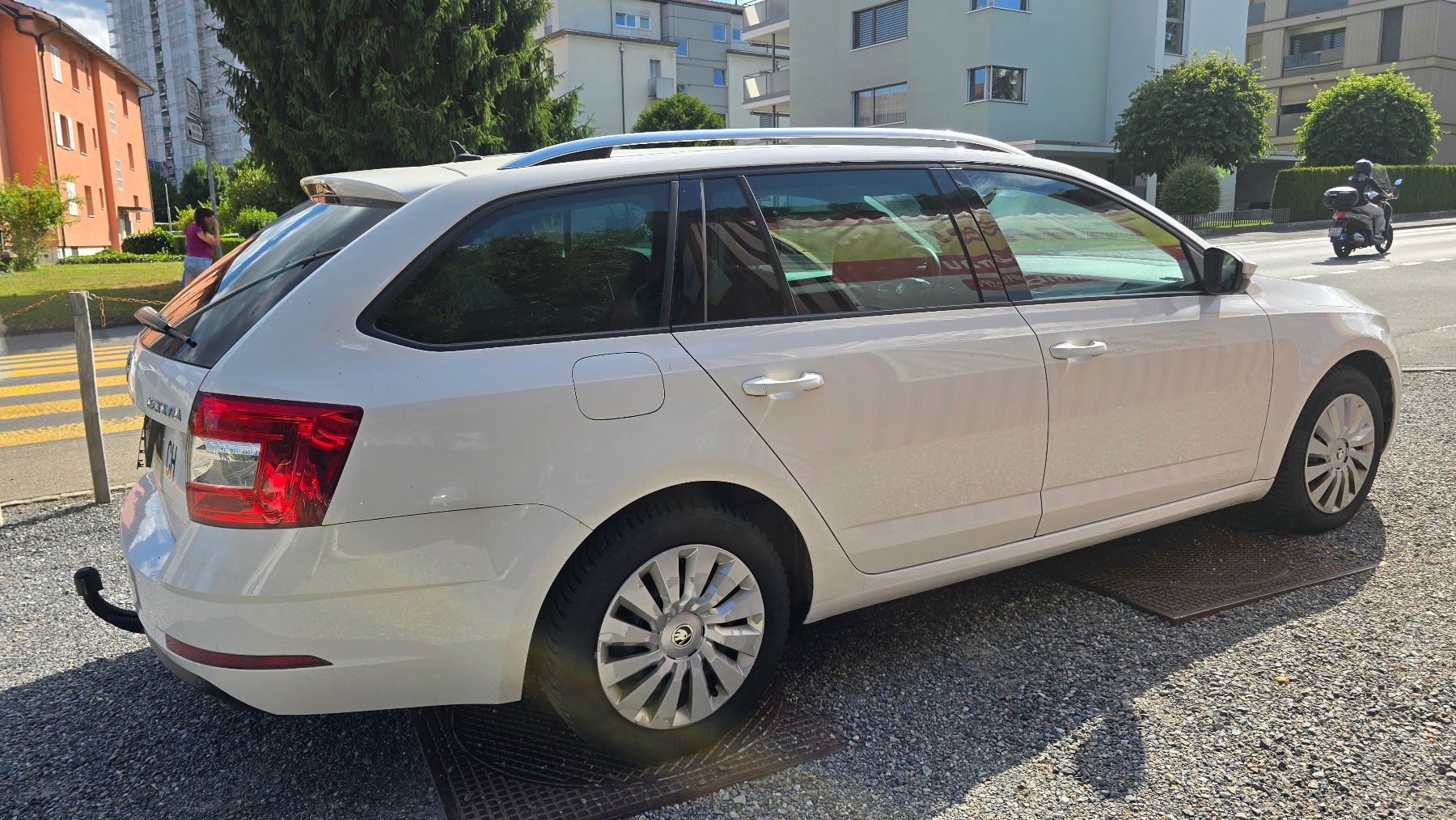 Skoda Automobili: Skoda Octavia 1.6 TDI DSG – Usato da Emmenbrücke venduto da meu_2j8p 4