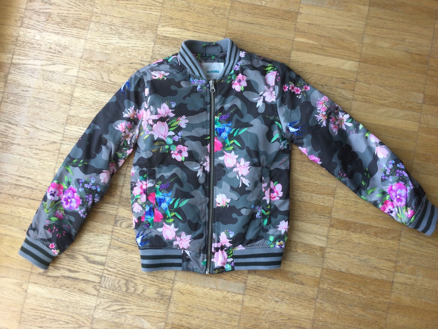 Giacche & Cappotti: Mädchen Leichtere Jacke, Gr 134 – Usato da Zürich venduto da ShadowVorlon 1