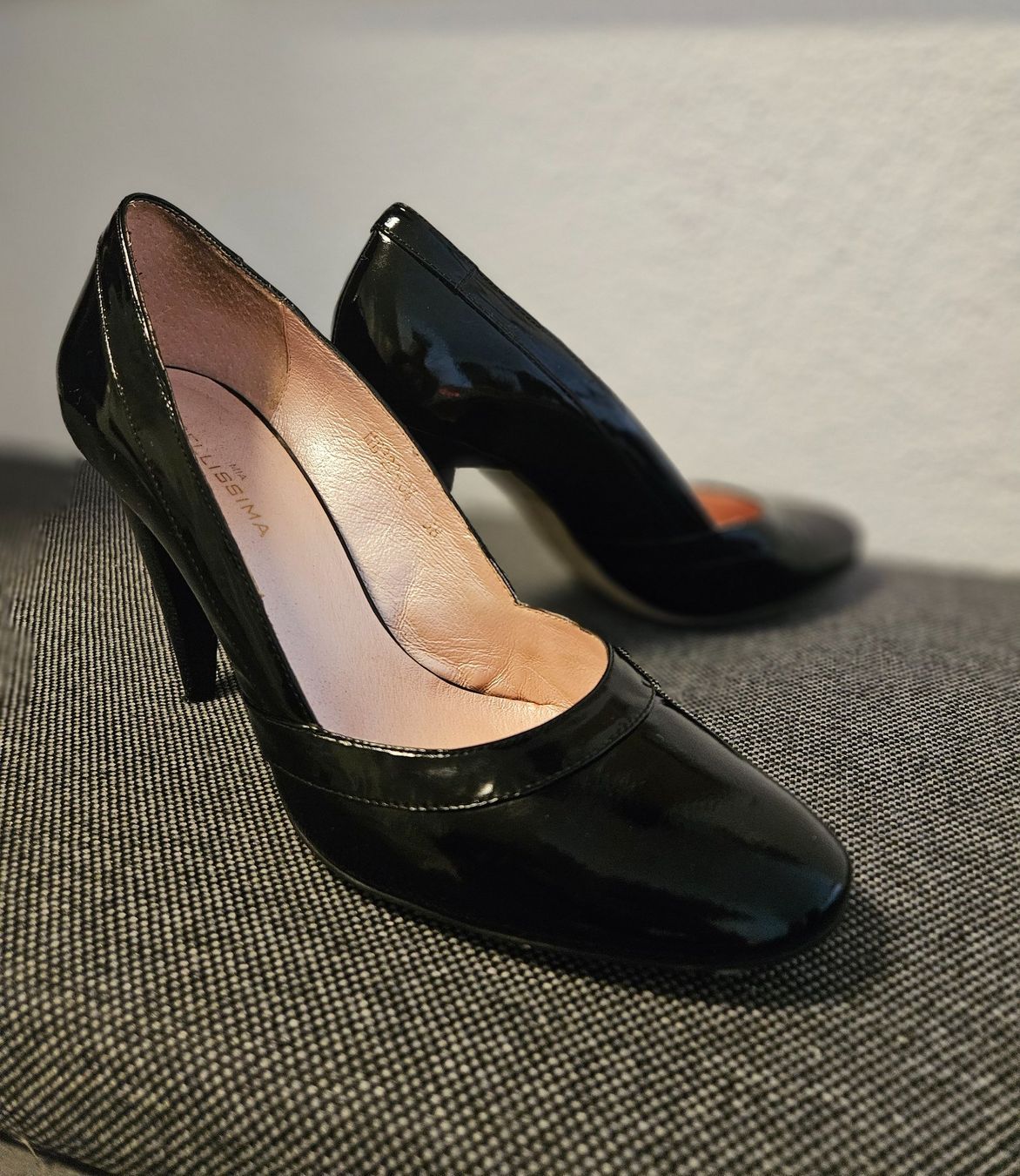 Scarpe da donna: Schwarze Pumps in Grösse 38 – Usato da Romanshorn venduto da be_an_74 1