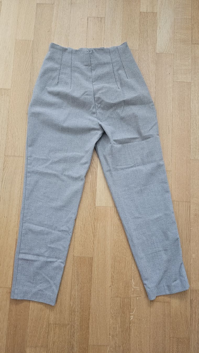 Zara Pantaloni: Zara Hose Braun/Grau Gr. S – Usato da Wetzikon ZH venduto da ELIVNE 1