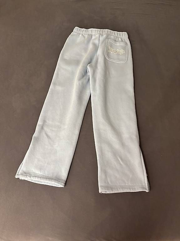 Pantaloni: Blaue Trainerhose – Usato da Lenk im Simmental venduto da niczbaeren 1