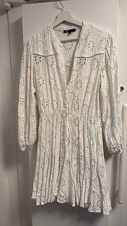 Robes: Maje Abito bianco – D'occasion à Lugano par MarcoPagani02
