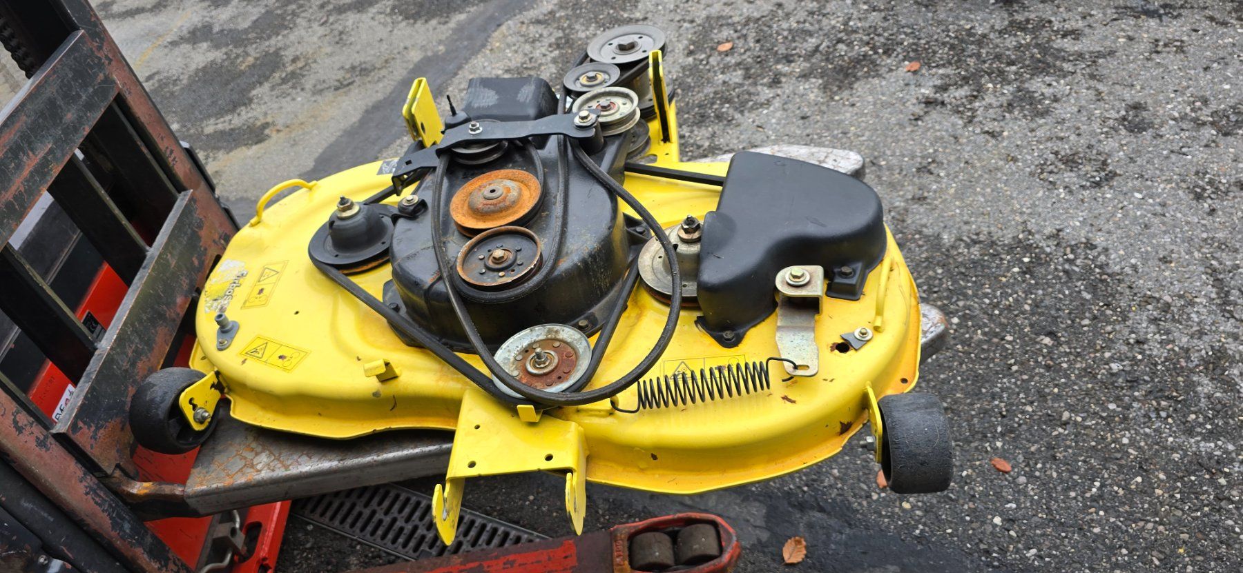 Tagliaerba: John deere mähwerk   300 r – Usato da Rain venduto da Fafan069