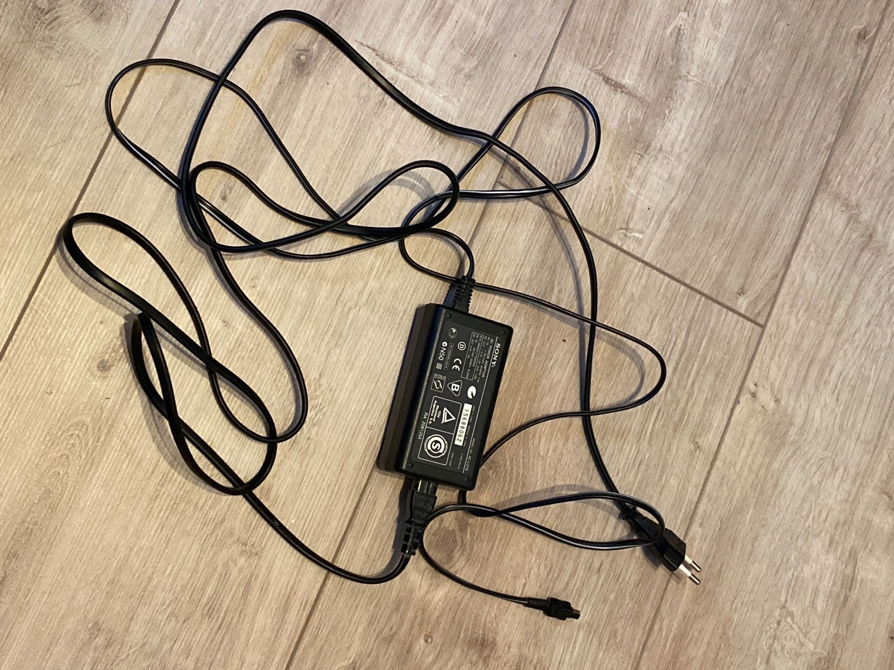 Sony Sonstiges Zubehör: Original Sony AC-LS1A Netzteil AC Adapter Stromkabel TOP – Gebraucht aus Dottikon von 2te-Chance 3