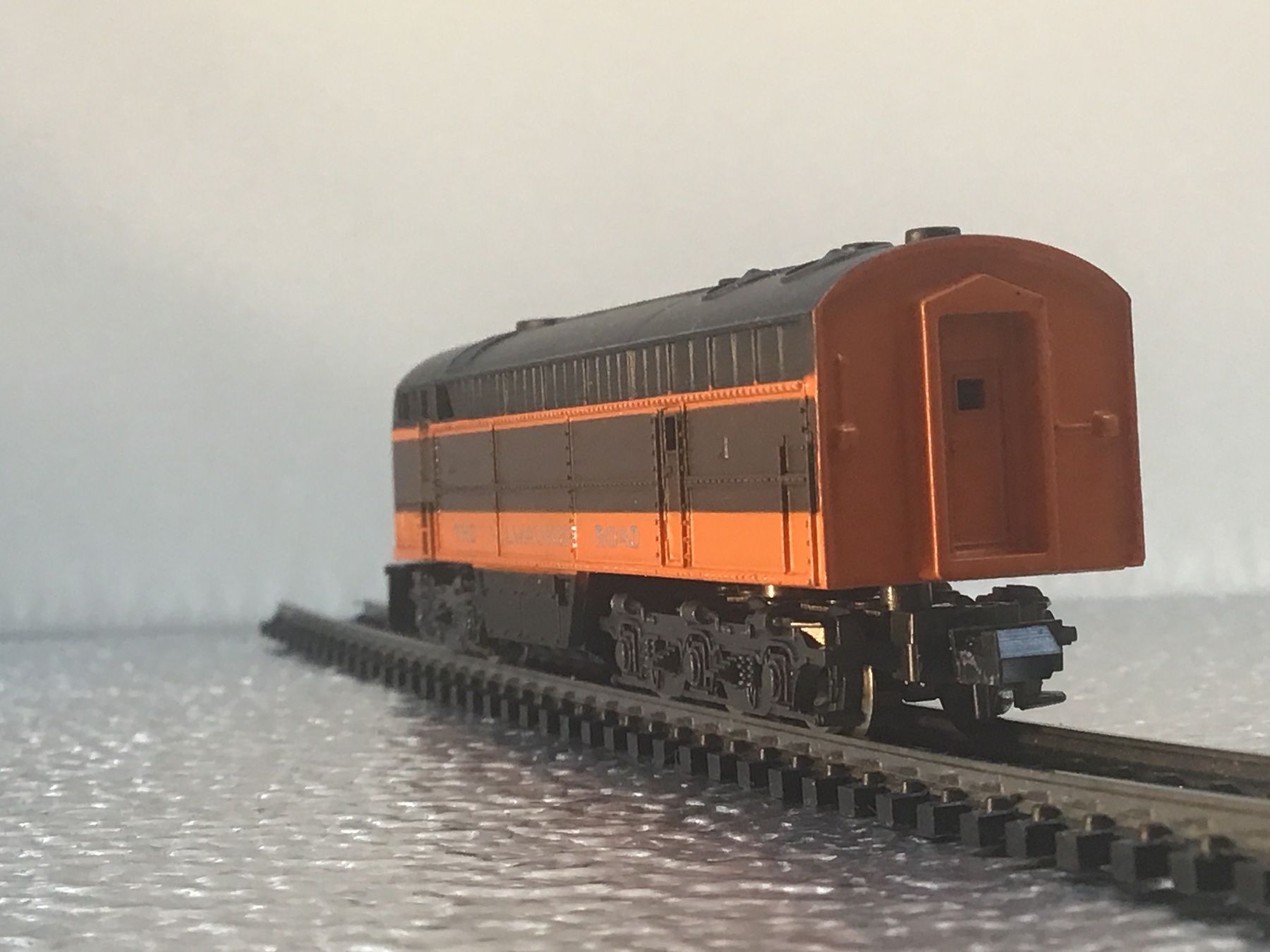 Modelleisenbahnen: ATLAS 2123 SPUR N – Gebraucht aus Männedorf von Modelle-aller-Art 2