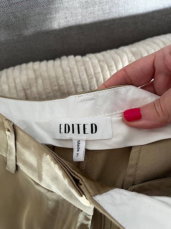 Pantaloni: Hose von Edited, Gr. 34 – Nuovo e nell'imballaggio originale da Basel venduto da SMST 3