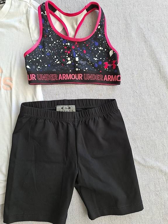 Adidas Lotti & Set di vestiti: Mädchen Sportset Gr. 140 – Usato da Männedorf venduto da Einhornmama 2