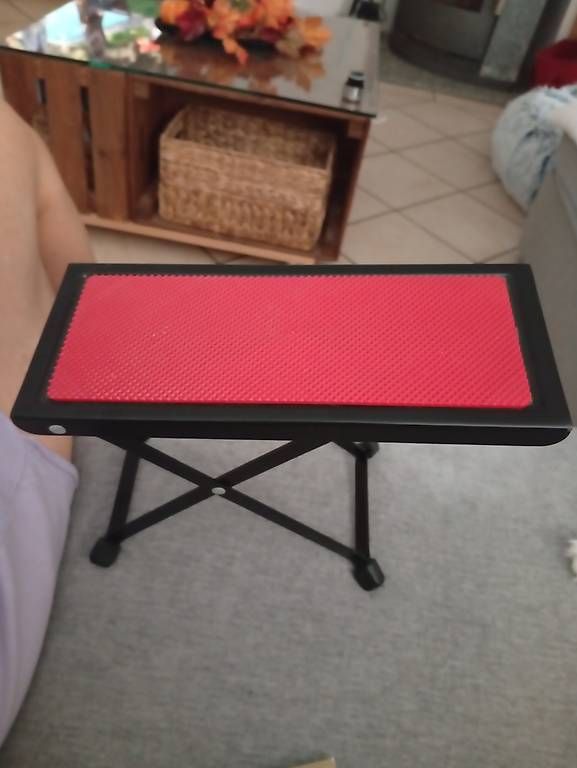 Pièces pour mobylette: Poggia piede – D'occasion à Cugnasco par sinisi01 2
