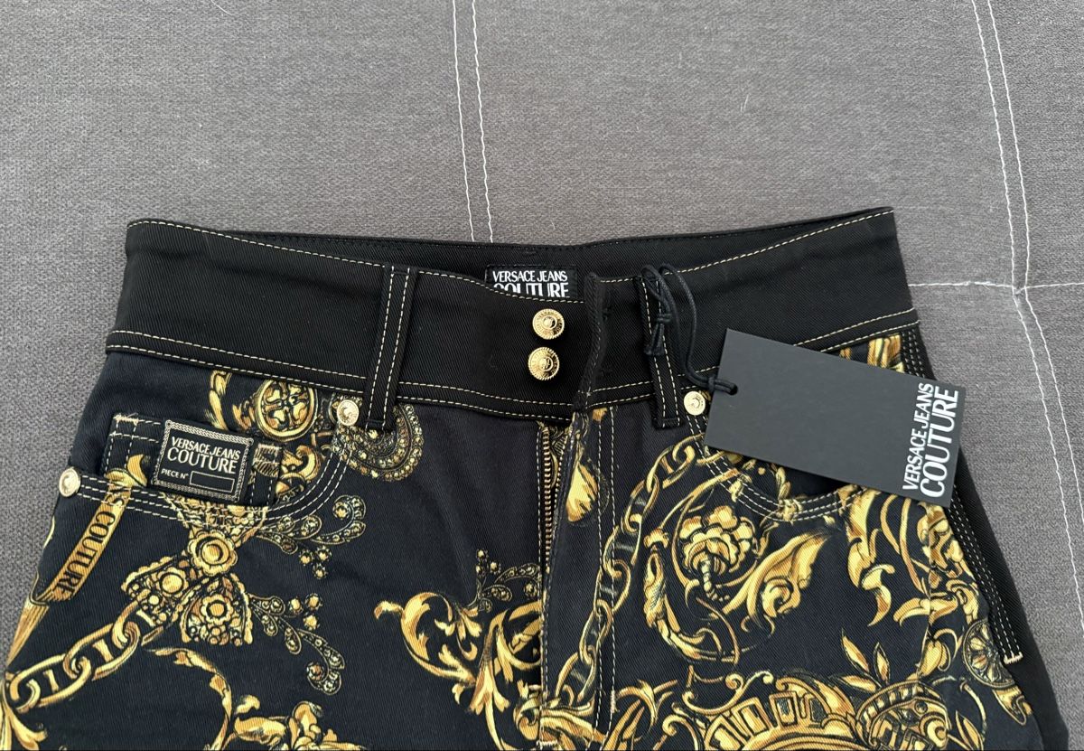 Versace Jeans: Neue Jeans von Versace Gr.26 – Nuovo e nell'imballaggio originale da Reinach AG venduto da innamac 7