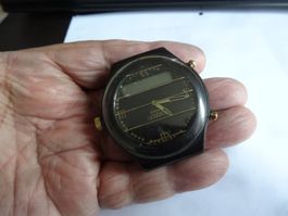 S.WATCH UNKONTROLLE.QUARTZ.FOTOS GUTE ANSCHUAEN.