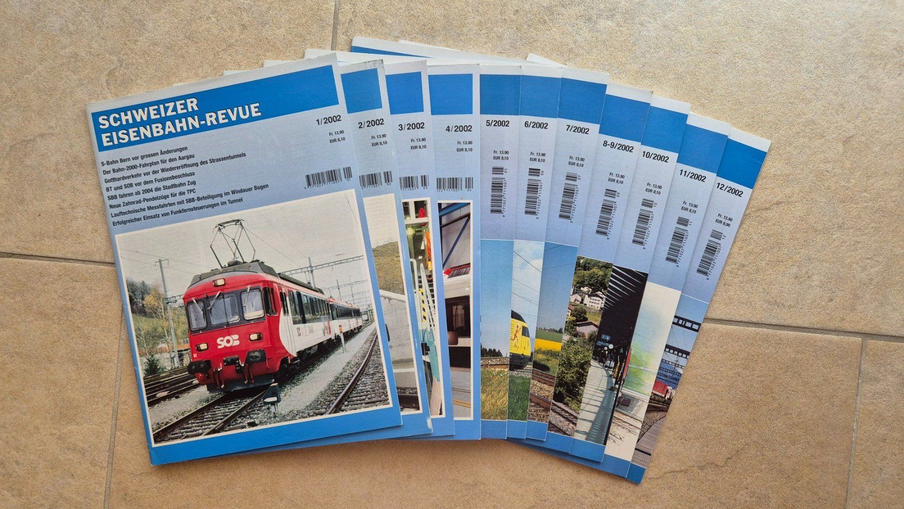 Zeitschriften & Magazine: Schweizer Eisenbahn-Revue 2002 – Gebraucht aus Brienz BE von Chutzli02