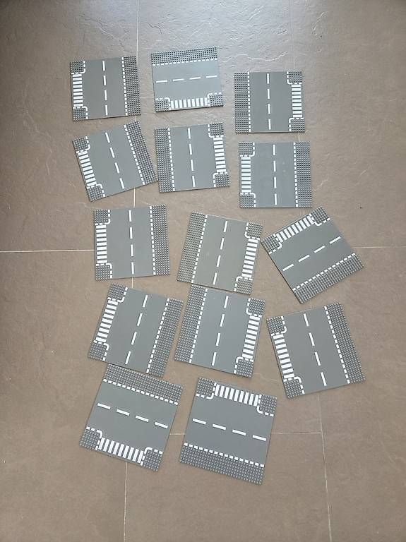 Spielzeuge: Lego Strassenplatten – Gebraucht aus Zürich von jil_pyn9 2