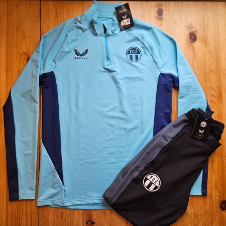FC Zürich Trainingsoberteil + Hose NEU Castore Gr. S FCZ