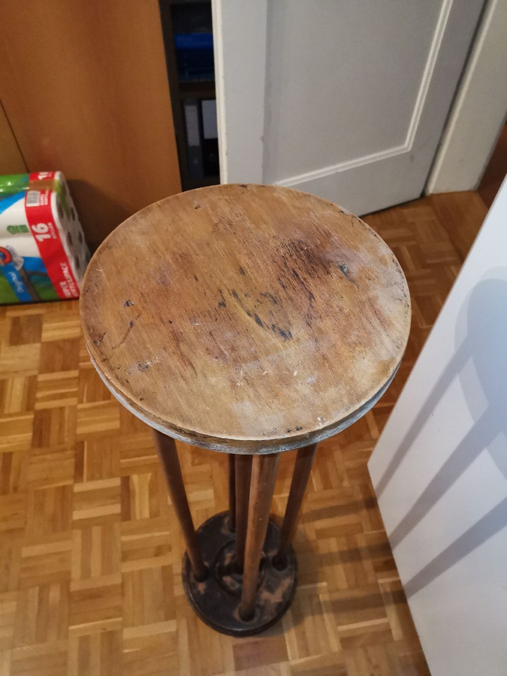 Holzartikel: HOLZ SOCKEL – Gebraucht aus basel von lupettone 2