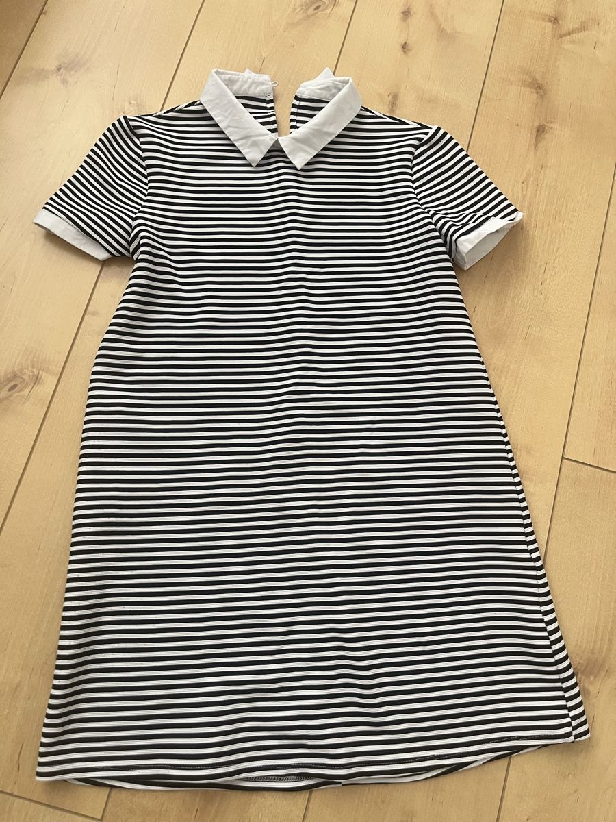 Kleider: Robe rayée noire et blanche  – Gebraucht aus Bellevue von utilisatratice